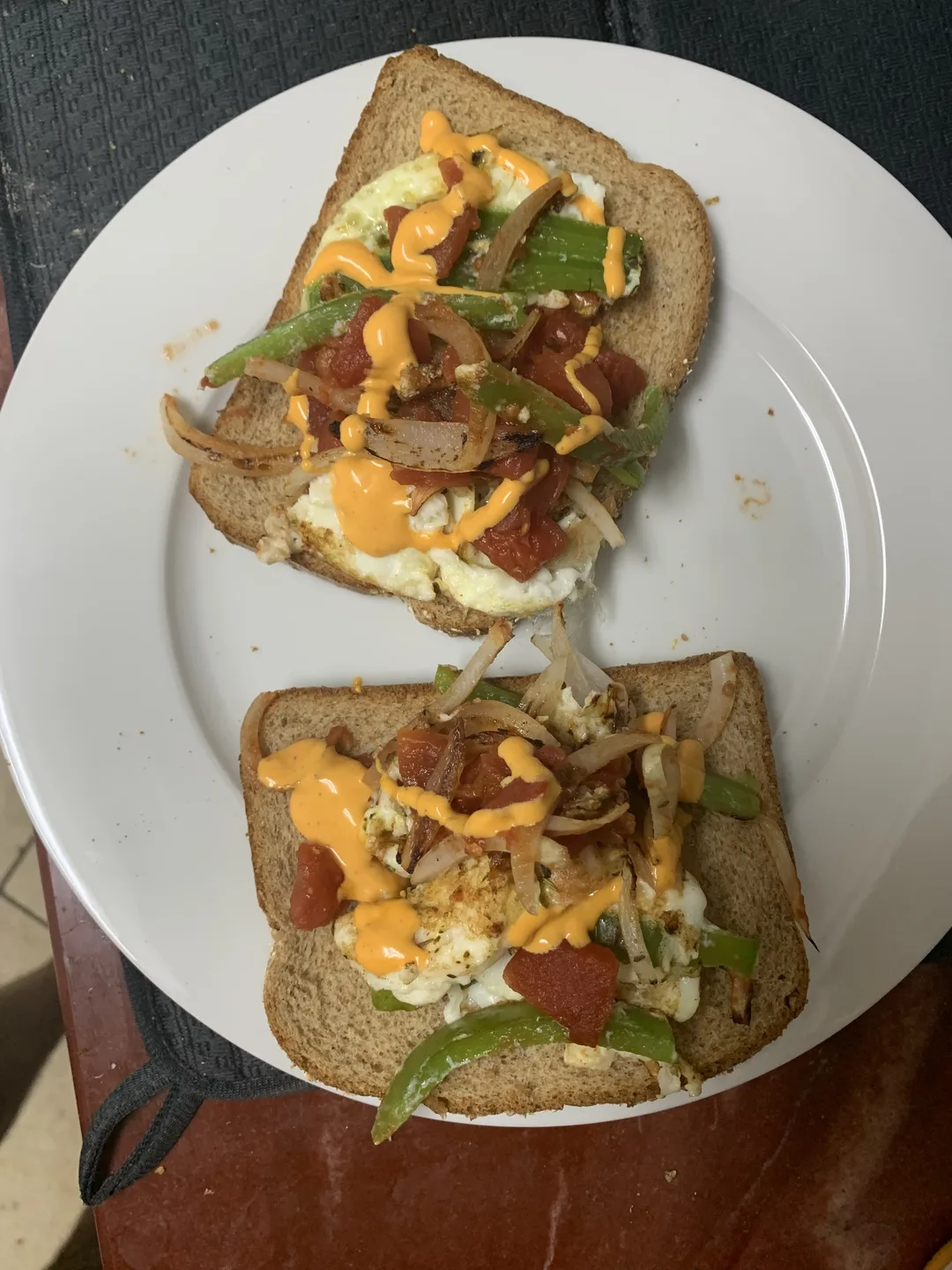 Egg Sandwiches with Veggies and Sriracha Mayo