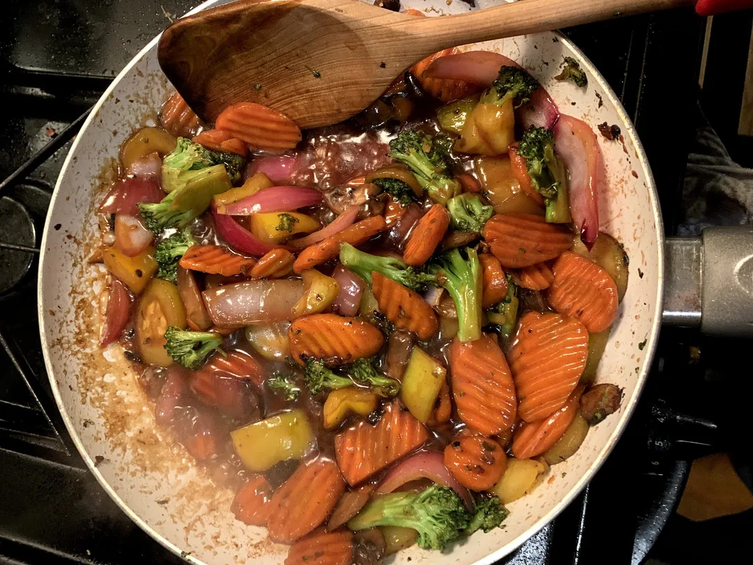 Stir-Fried Vegetables in Hoisin
